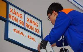 Giá xăng, dầu giảm hơn 3.000 đồng/lít